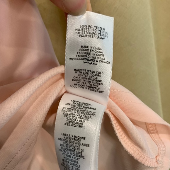 Jones New York | Pretty pink shirt with pleated back | Sz S - Picture 8 of 8